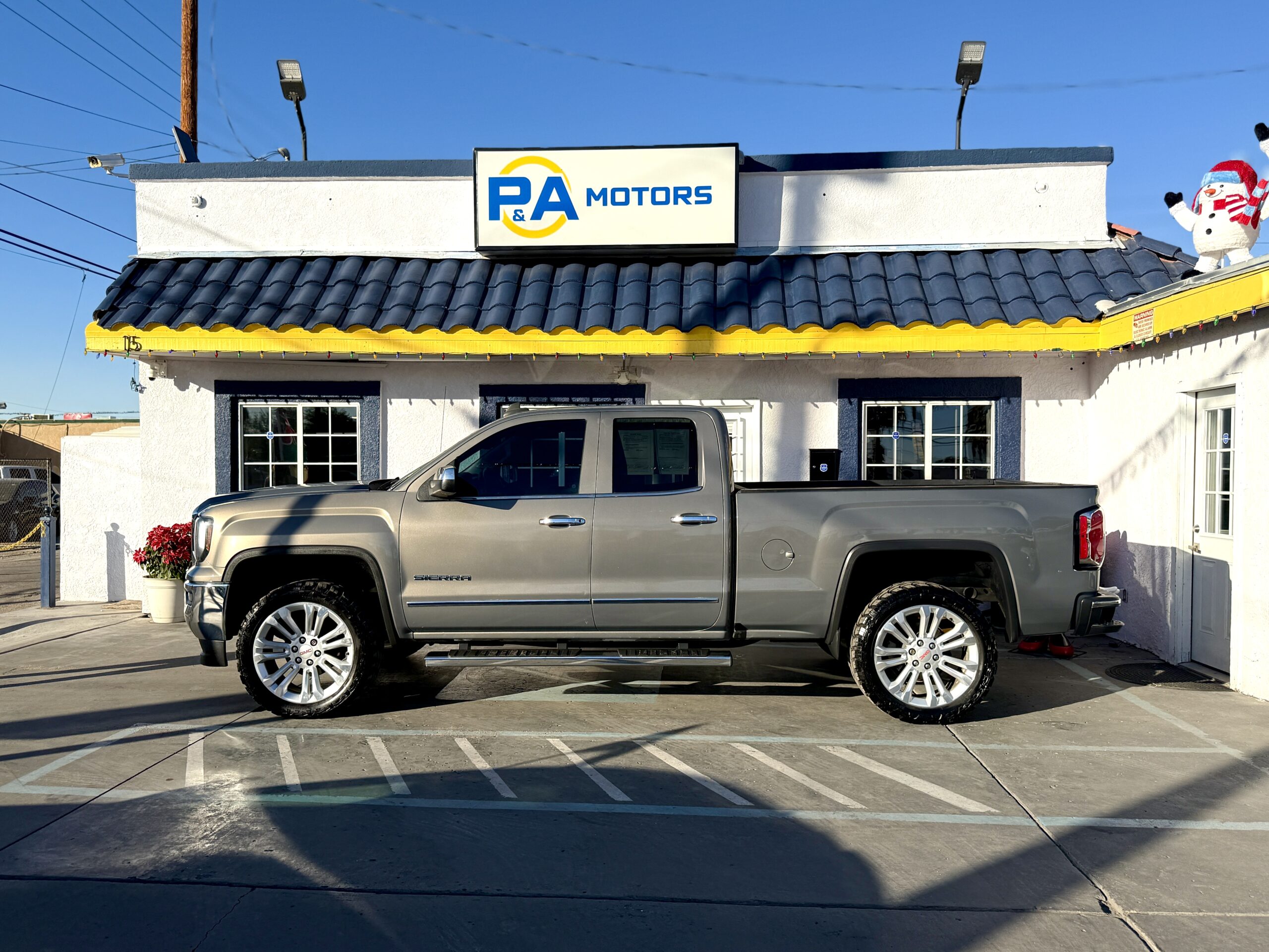 2017 GMC Sierra 1500 SLT's photo