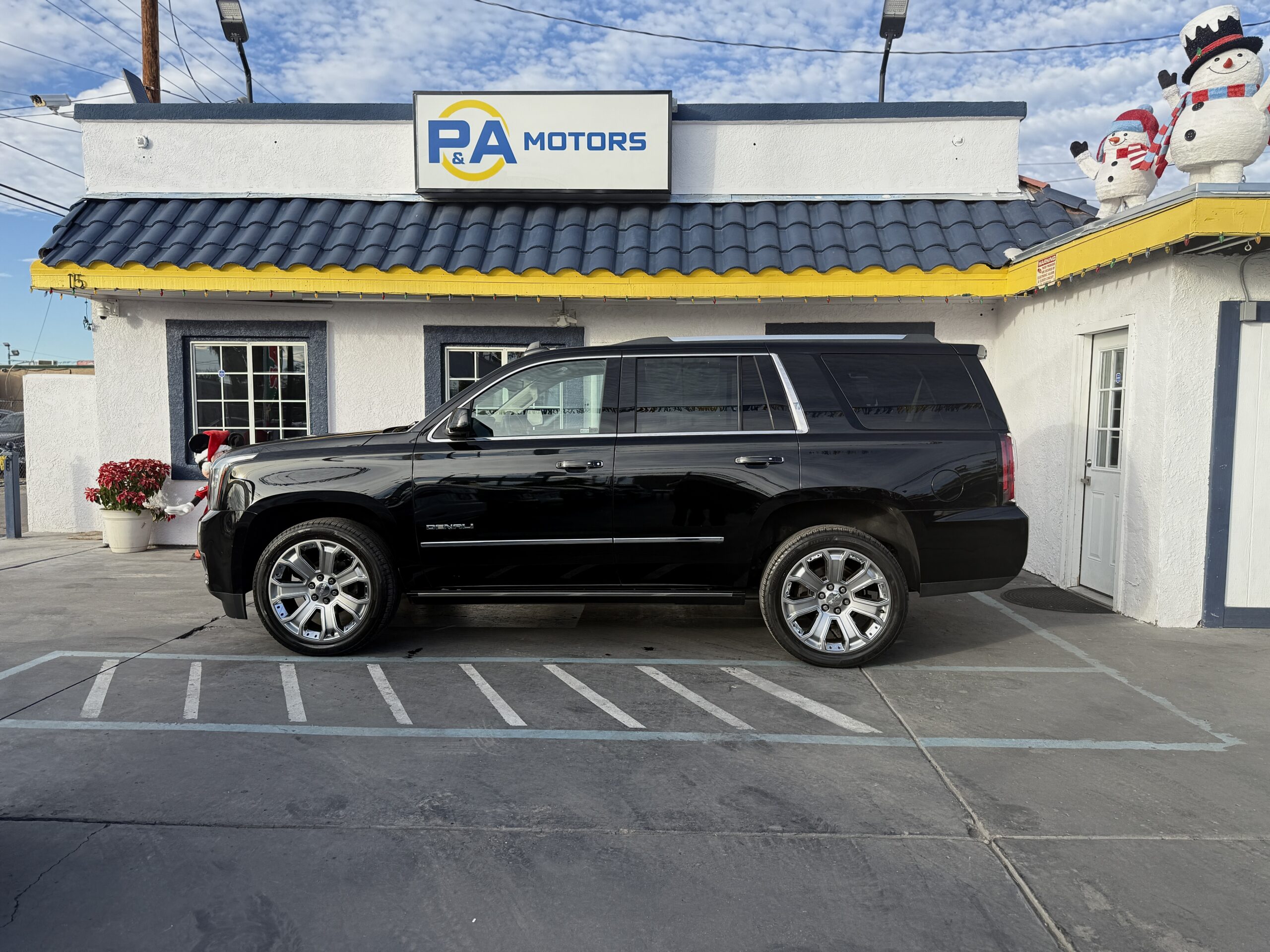 2018 GMC Yukon Denali's photo